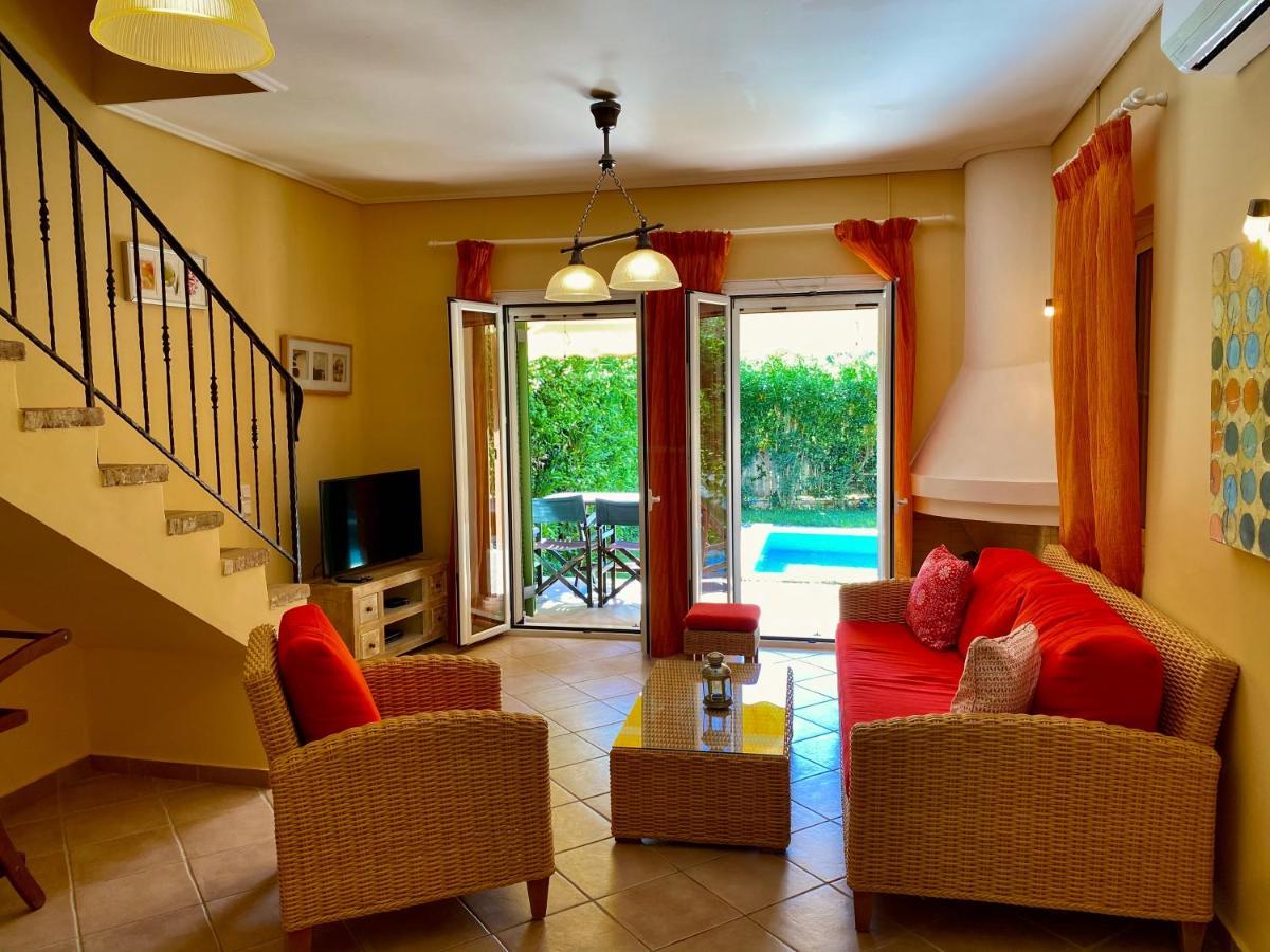 La Riviera Barbati Seaside Apartments & Villas Bagian luar foto