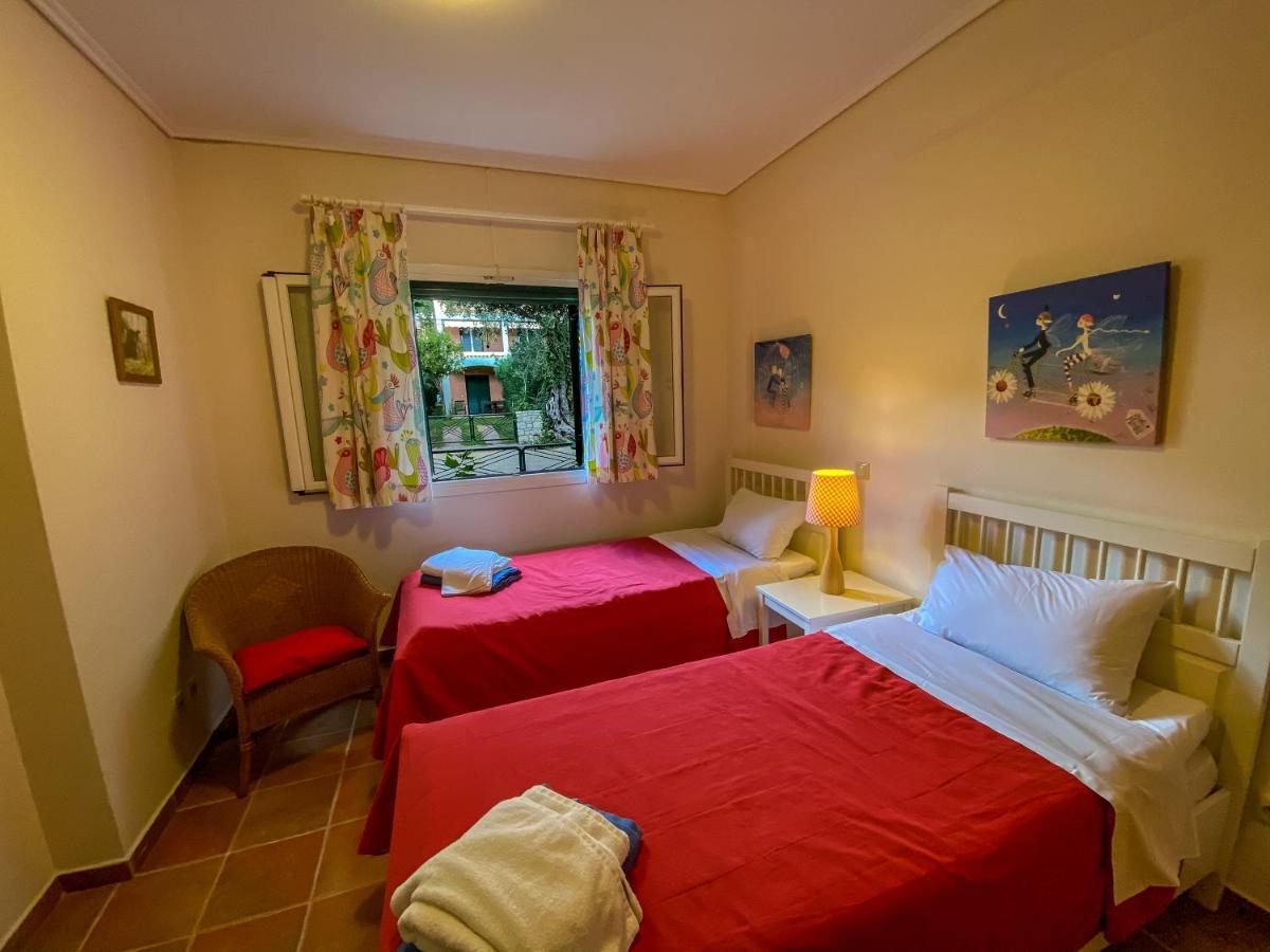 La Riviera Barbati Seaside Apartments & Villas Bagian luar foto