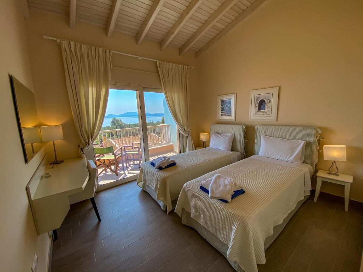 La Riviera Barbati Seaside Apartments & Villas Bagian luar foto