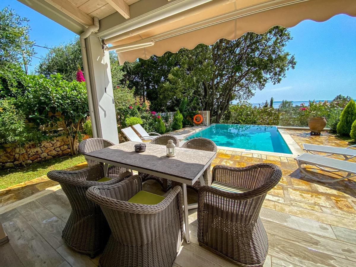 La Riviera Barbati Seaside Apartments & Villas Bagian luar foto