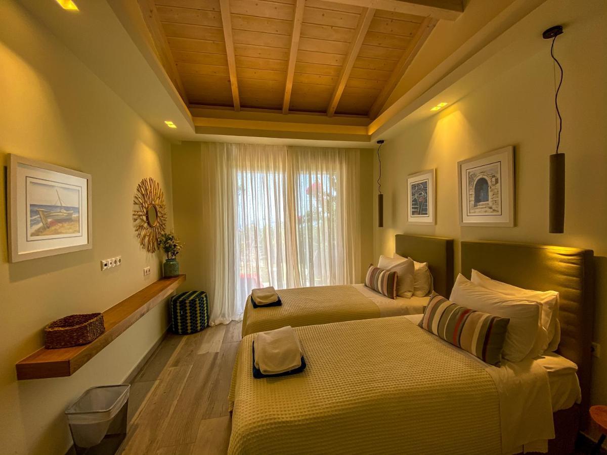 La Riviera Barbati Seaside Apartments & Villas Bagian luar foto